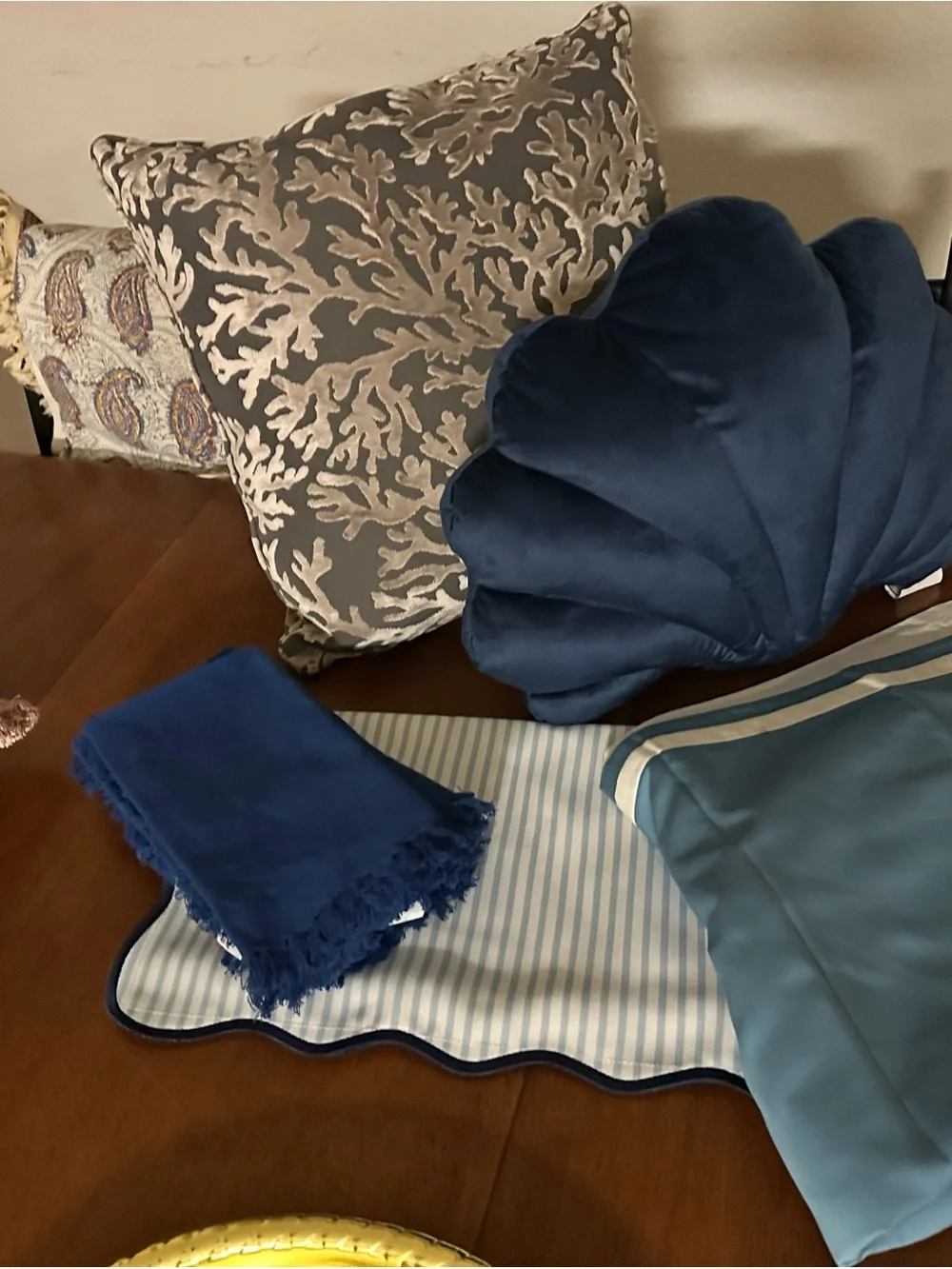Pier 1 Deep Navy Blue Fringed Cotton Napkins (set of 6)
